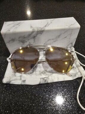 Khloe Kardashian x Diff Eyewear Collab Gold Lense Oversized Aviators w Bag&Case